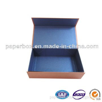Foldable Shoe Box with Magnet Closure